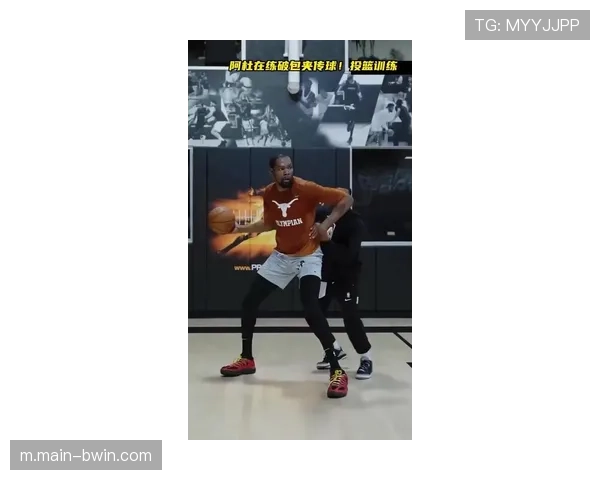 杜兰特：包夹防守下我们把握住了进攻良机