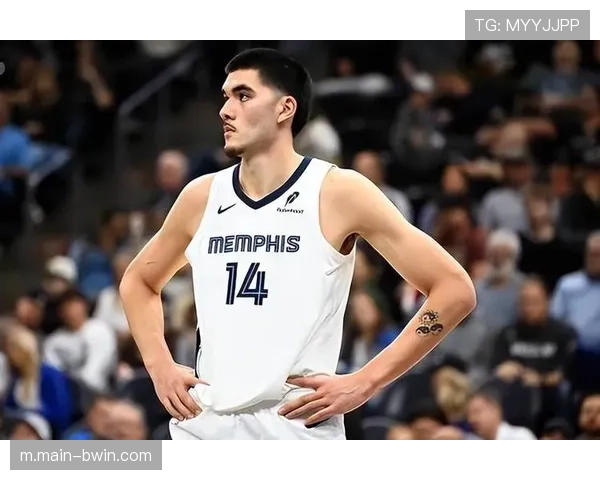 灰熊内线三人组同时伤停 禁区防守轮转面临体系性崩塌风险